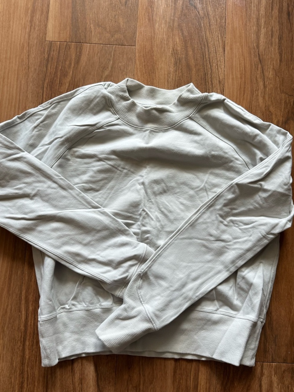 lululemon athletica light gray crewneck sweatshirt